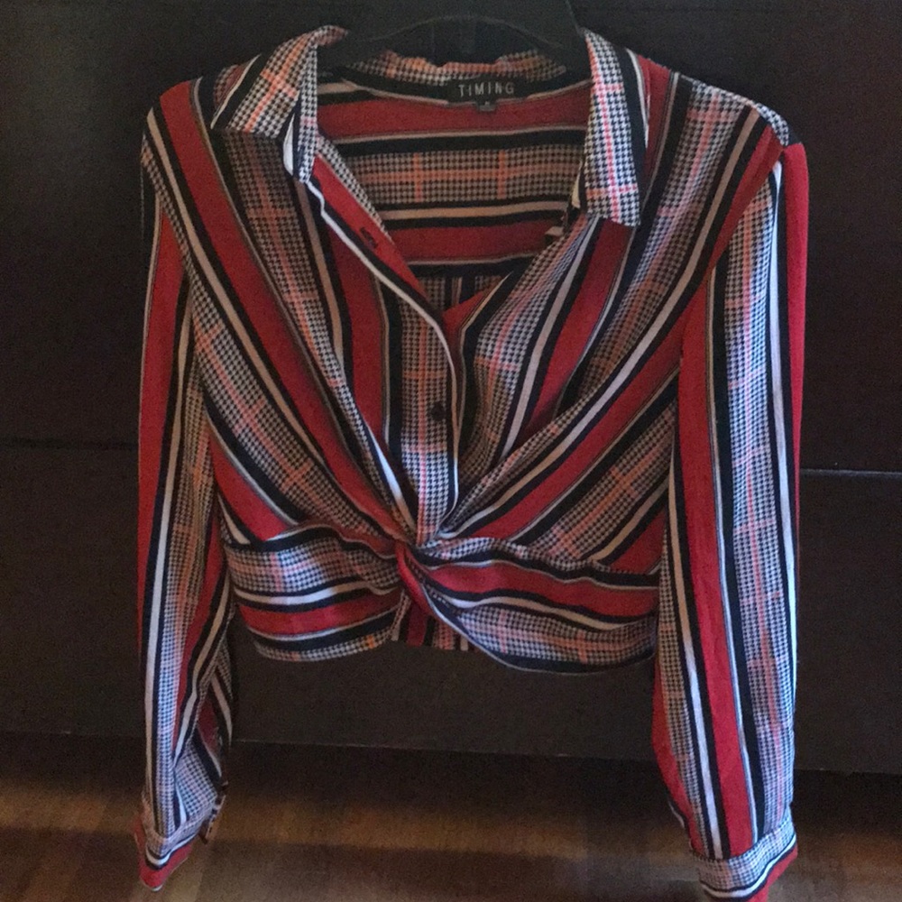 Long sleeve crop top